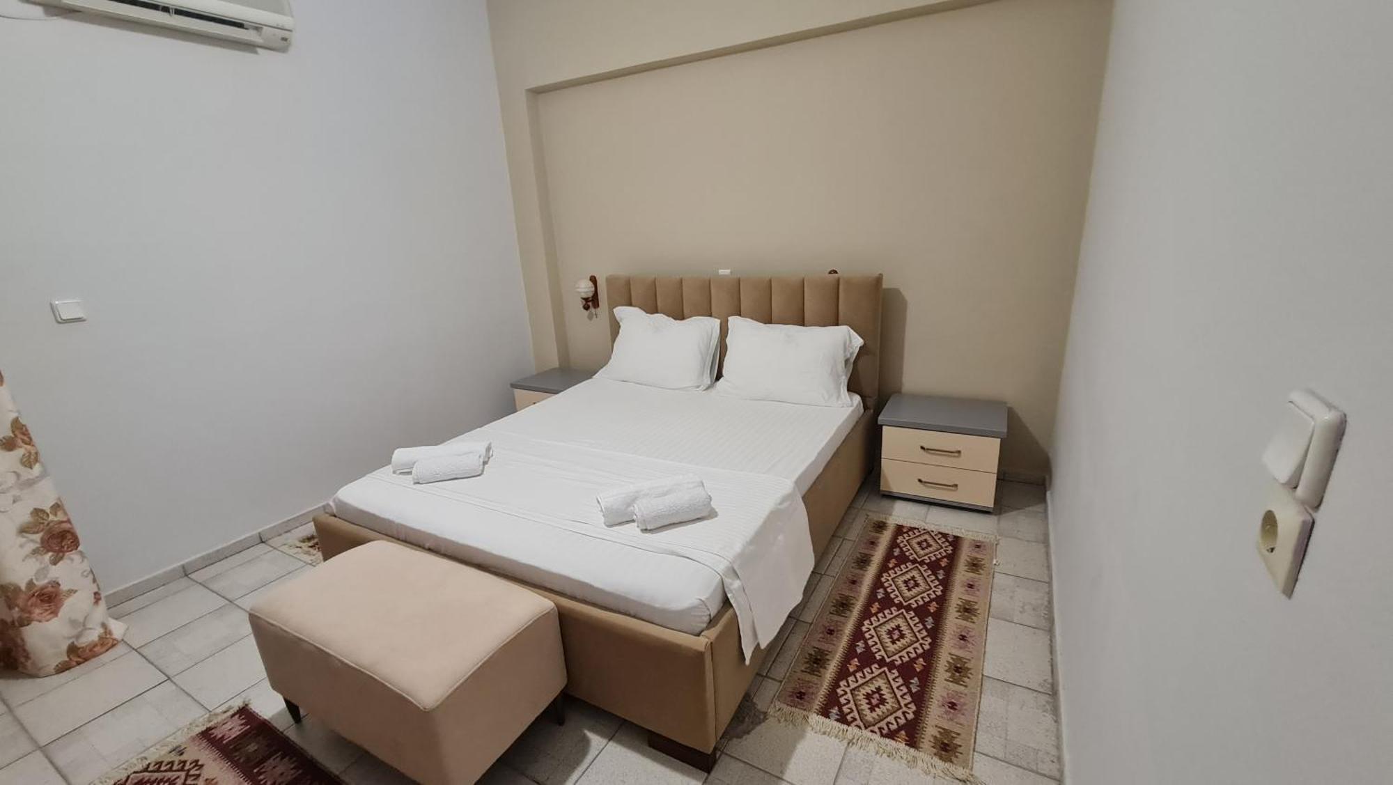Hotel Parku I Palmave Gjirokastër Exterior foto